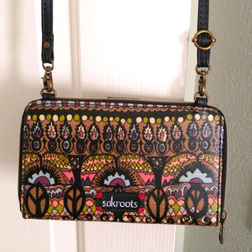 Small wallet size purse